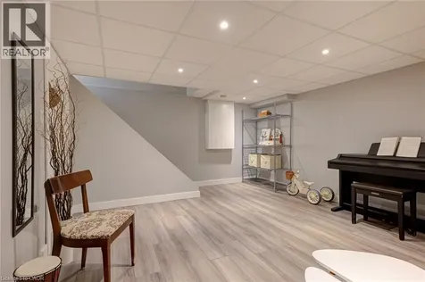 105 Maple Avenue Stratford ON N5A 7G8