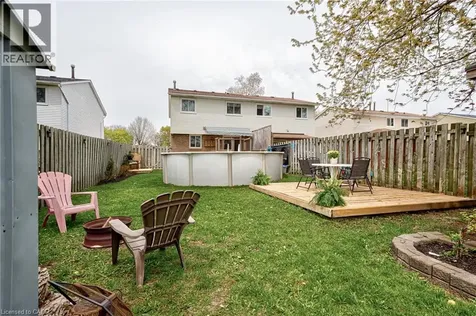 105 Maple Avenue Stratford ON N5A 7G8