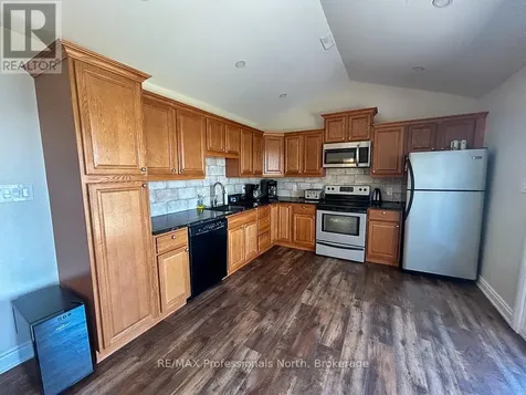 652 Robel Drive Selwyn ON K0L 1T0