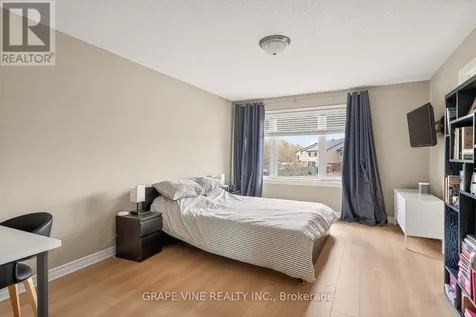 510 Grand Tully Way Ottawa ON K1V 2M9