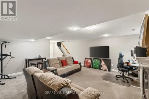 510 Grand Tully Way Ottawa ON K1V 2M9