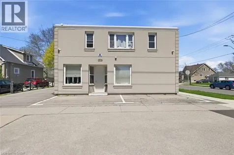 256 Lincoln Street Welland ON L3B 4N1