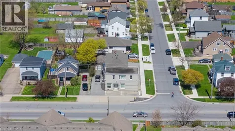 256 Lincoln Street Welland ON L3B 4N1