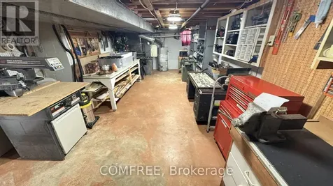 4088 Florence Avenue Petrolia ON N0N 1R0