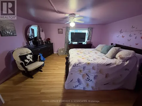 650 Lorne Street West Laurentian Valley ON K8A 6T6