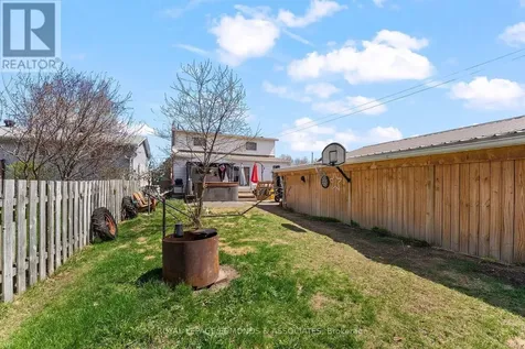 650 Lorne Street West Laurentian Valley ON K8A 6T6