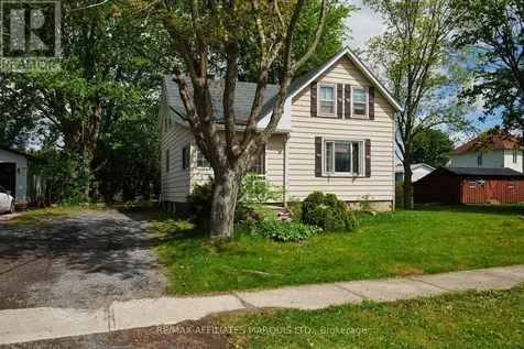 5 Pine Street South Stormont ON K0C 1M0
