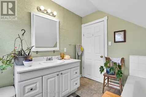 5 Pine Street South Stormont ON K0C 1M0
