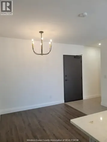 3817 Howard Ave Avenue Windsor ON N9E 0B5