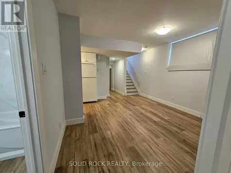 846 Alpine Avenue Ottawa ON K2B 5R6