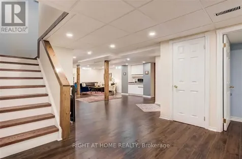 236 Mccaffrey Road South Newmarket (glenway Estates) ON L3X 1J3