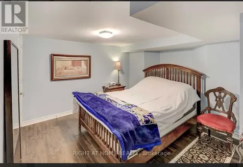 236 Mccaffrey Road South Newmarket (glenway Estates) ON L3X 1J3
