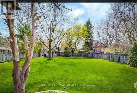236 Mccaffrey Road South Newmarket (glenway Estates) ON L3X 1J3