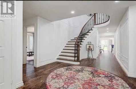 236 Mccaffrey Road South Newmarket (glenway Estates) ON L3X 1J3