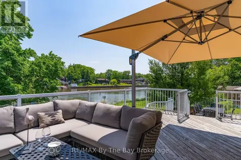 83 Old Mosley Street Wasaga Beach ON L9Z 2J5