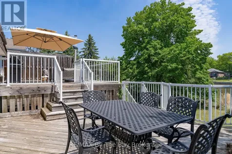 83 Old Mosley Street Wasaga Beach ON L9Z 2J5