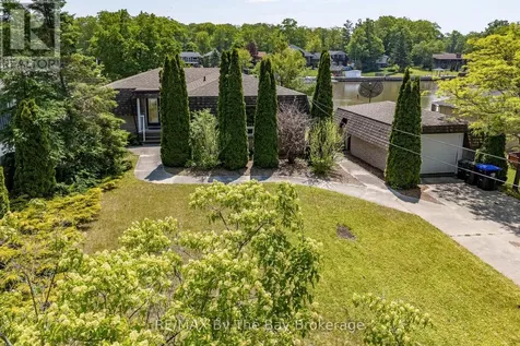 83 Old Mosley Street Wasaga Beach ON L9Z 2J5