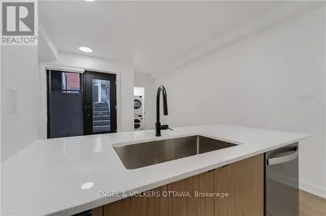 6B Monk Street Ottawa ON K1S 3Y5
