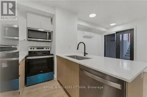 6B Monk Street Ottawa ON K1S 3Y5