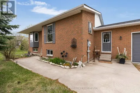 220 Morgan Road Wasaga Beach ON L9Z 1N4