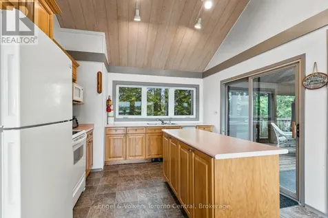 14 Victoria Island South Bruce Peninsula ON N0H 1H0