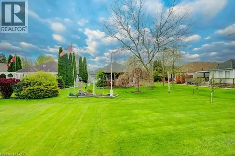 9 Balsam Trail Port Rowan ON N0E 1M0