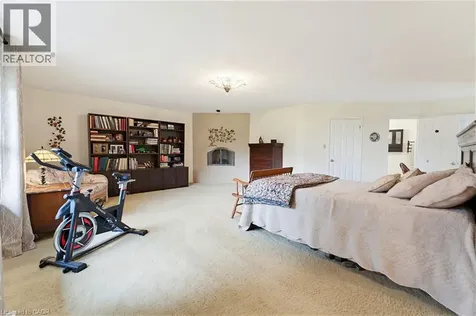 10 Huisman Lane Hamilton ON L8N 2Z7