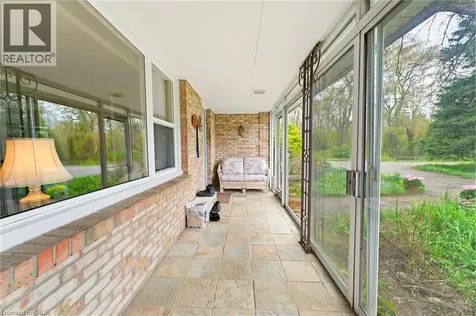 10 Huisman Lane Hamilton ON L8N 2Z7