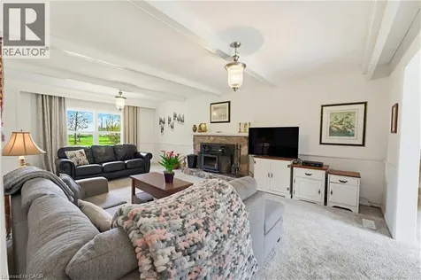 10 Huisman Lane Hamilton ON L8N 2Z7