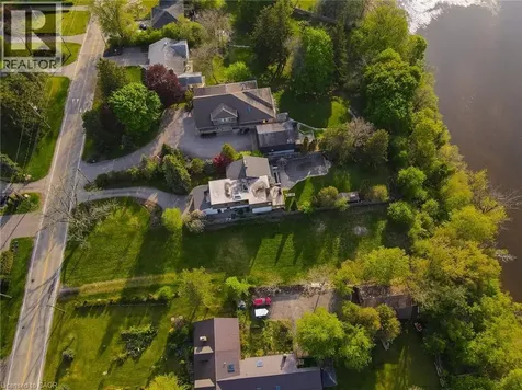 138 Riverbank Drive Cambridge ON N3H 4R6