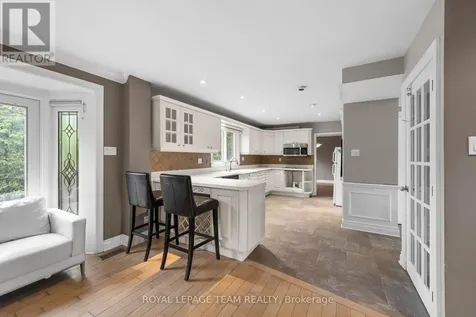 3162 Woodroffe Avenue Ottawa ON K2J 4G4