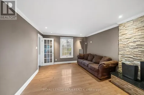 3162 Woodroffe Avenue Ottawa ON K2J 4G4