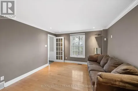 3162 Woodroffe Avenue Ottawa ON K2J 4G4