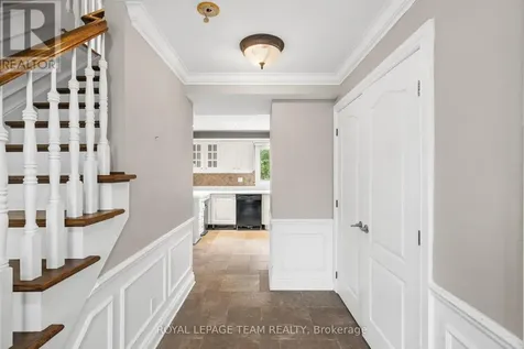 3162 Woodroffe Avenue Ottawa ON K2J 4G4