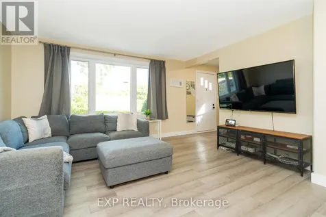 336 Poulin Avenue Ottawa ON K2B 5T8