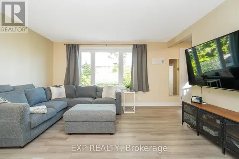 336 Poulin Avenue Ottawa ON K2B 5T8