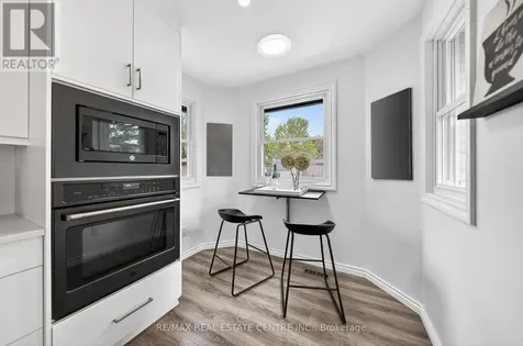 8 Esther Avenue Cambridge ON N1S 4L6