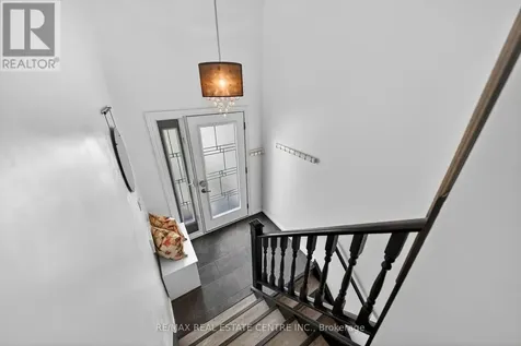 8 Esther Avenue Cambridge ON N1S 4L6