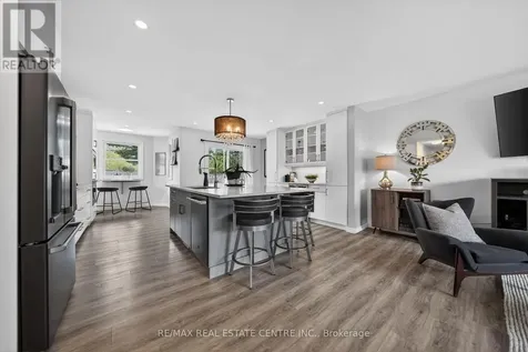 8 Esther Avenue Cambridge ON N1S 4L6