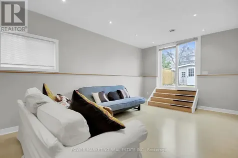 181 Mountshannon Drive Ottawa ON K2J 4N1