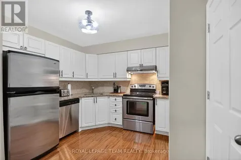 22 Goulbourn Way Ottawa ON K2S 1N7