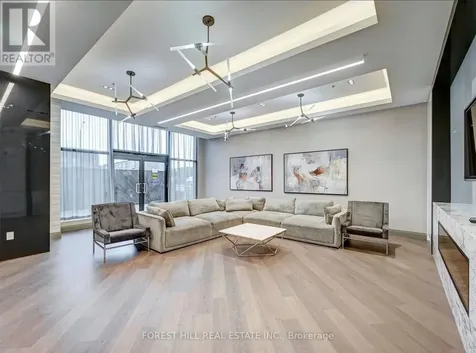 99 Eagle Rock Way Vaughan ON L6A 5A7