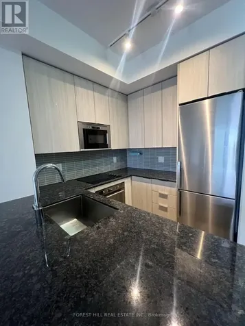 99 Eagle Rock Way Vaughan ON L6A 5A7