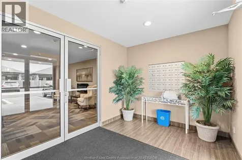 6055 Ellis Street Lasalle ON N9H 2P8