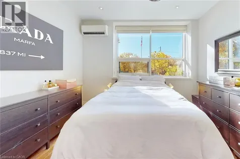 397 King Street West Dundas ON L9H 1W9