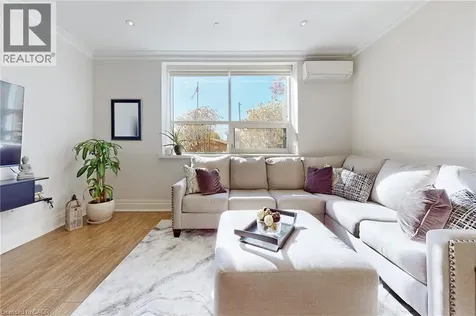 397 King Street West Dundas ON L9H 1W9