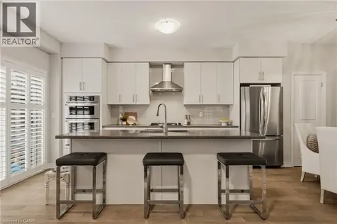 78 Starling Drive Hamilton ON L9A 2P5