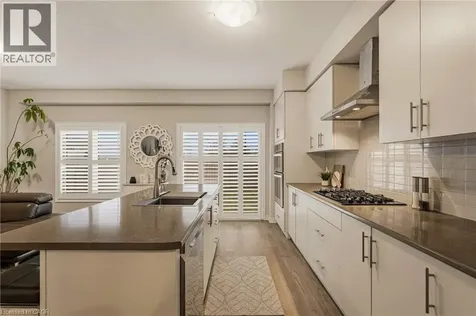 78 Starling Drive Hamilton ON L9A 2P5