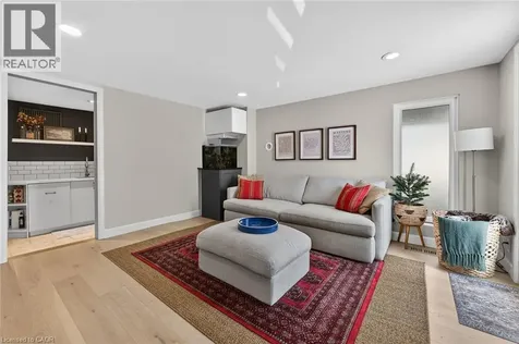 342 Meadow Wood Lane Mississauga ON L5J 2S9