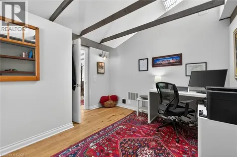 342 Meadow Wood Lane Mississauga ON L5J 2S9